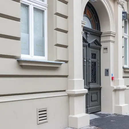 Sarego 16 A4you Appartement